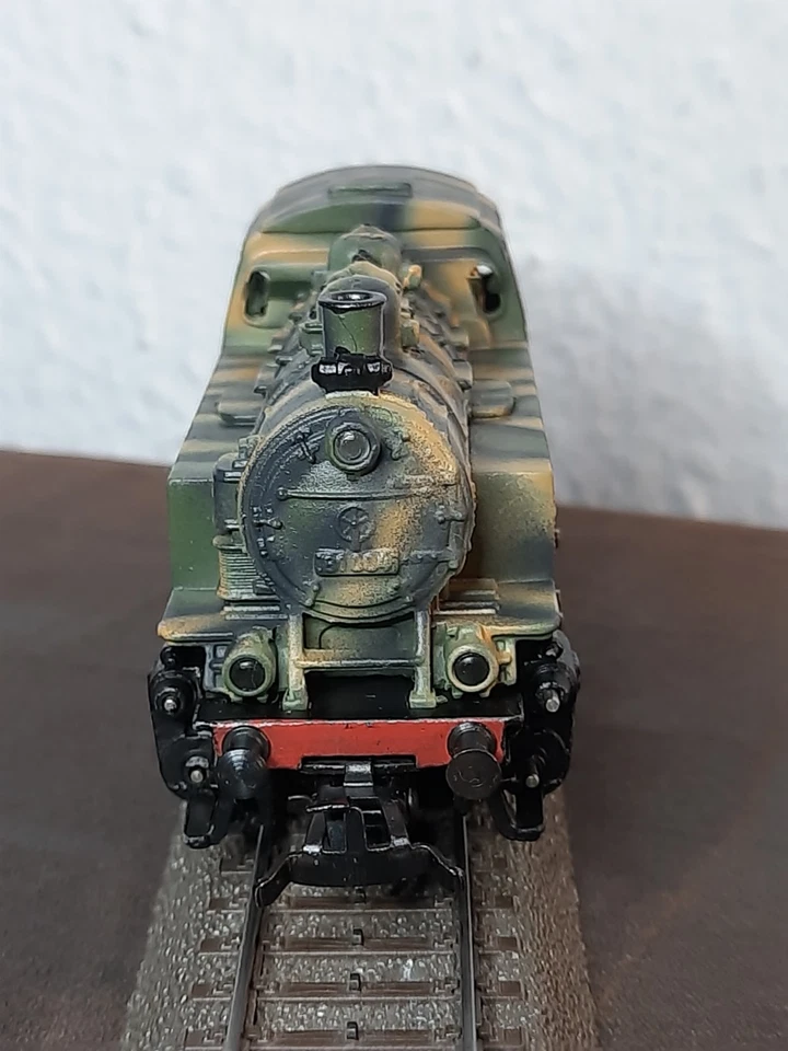Märklin/AMM-UNIKAT H0 Dampflok BR. 81 der Deutsche Reichsbahn in Tarnfarbe  - Bild 3 von 4