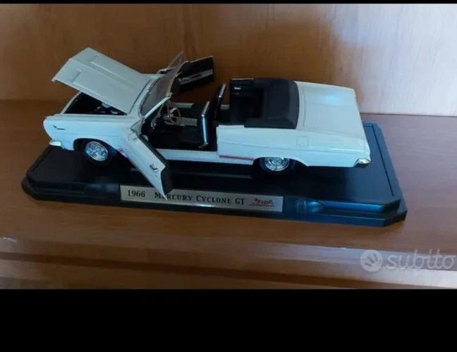 Modellini Macchine D'epoca Con Scatole - Immagine 3 di 4