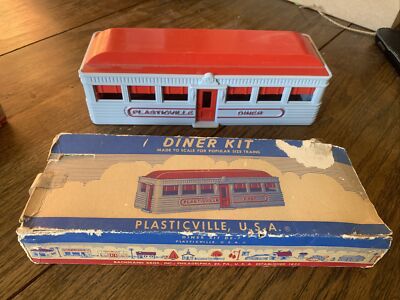 VINTAGE PLASTICVILLE DINER KIT DE-7 IN ORIGINAL BOX