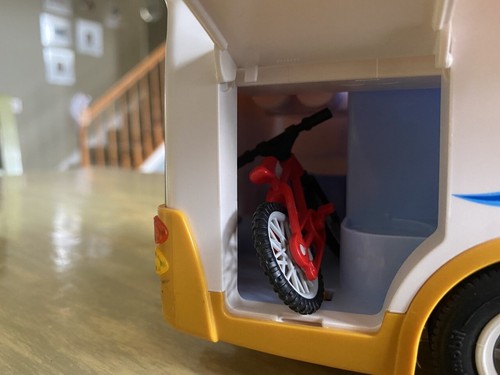 Excellent 2005 Playmobil Family Camper Van w/ Accessories Figures Dog Bike Table - Picture 11 of 12