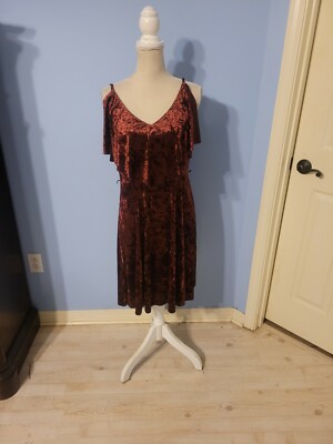 LC Lauren Conrad Size Medium Dress Womens Burgundy Sleeveless Vneck 