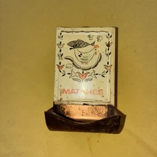 VTG Match Box Holder Tin Metal Wall Mounted Chicken White Retro Kitchen