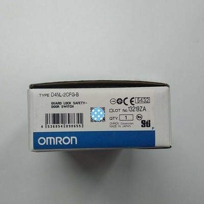 1PC New   D4NL-2CFG-B Guard Lock Safety Door Switch In Box Fast Shipping *kk