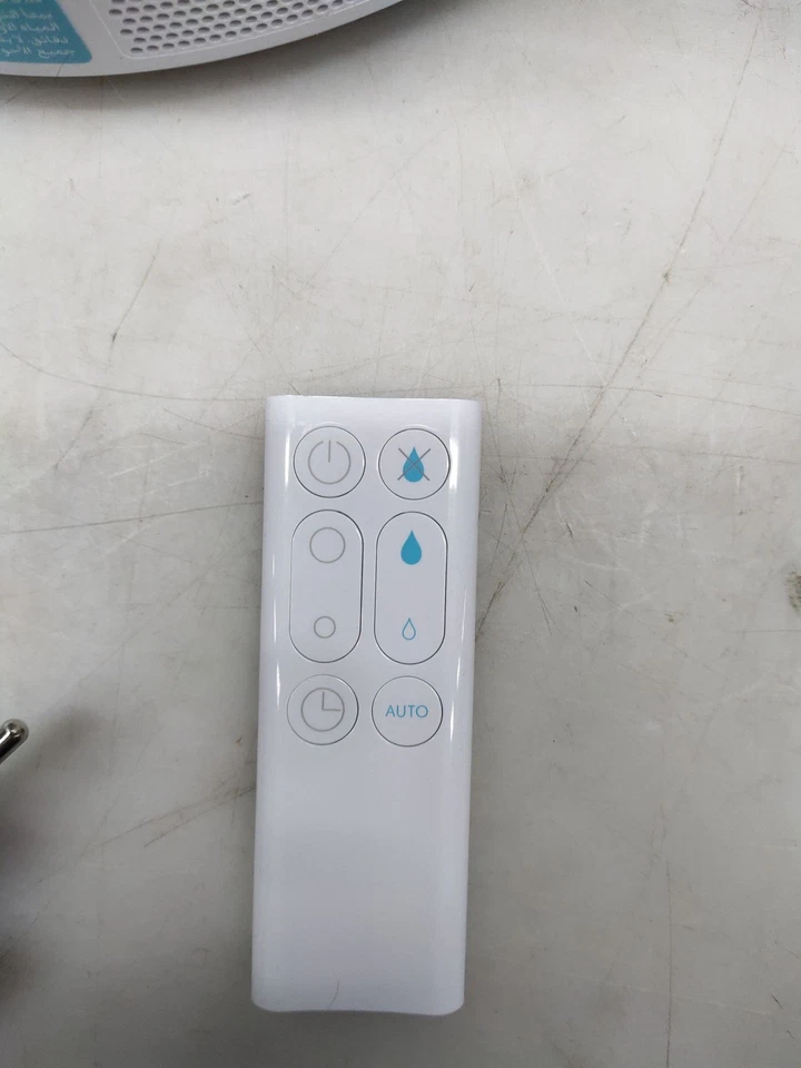 Dyson AM10 Humidifier - White/Silver - Faulty - Image 3 of 4