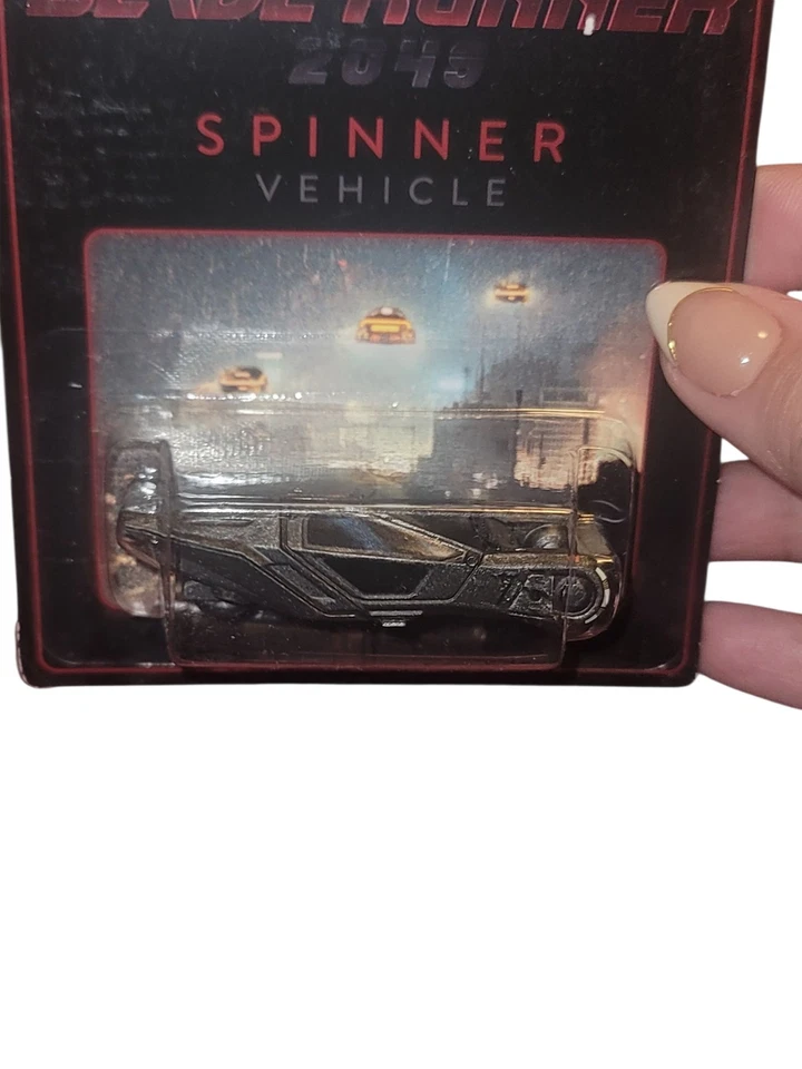 Автомобиль-спиннер NECA CineMachines Blade Runner 2049   - Изображение 2 из 3