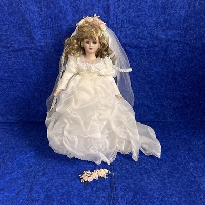 Alberon Bride Porcelain Doll In White Wedding Dress With Stand 19.5 