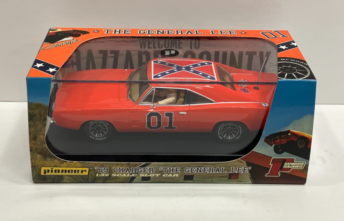 1:32 Pioneer THE GENERAL LEE '69 Charger Dukes of Hazzard Daisy