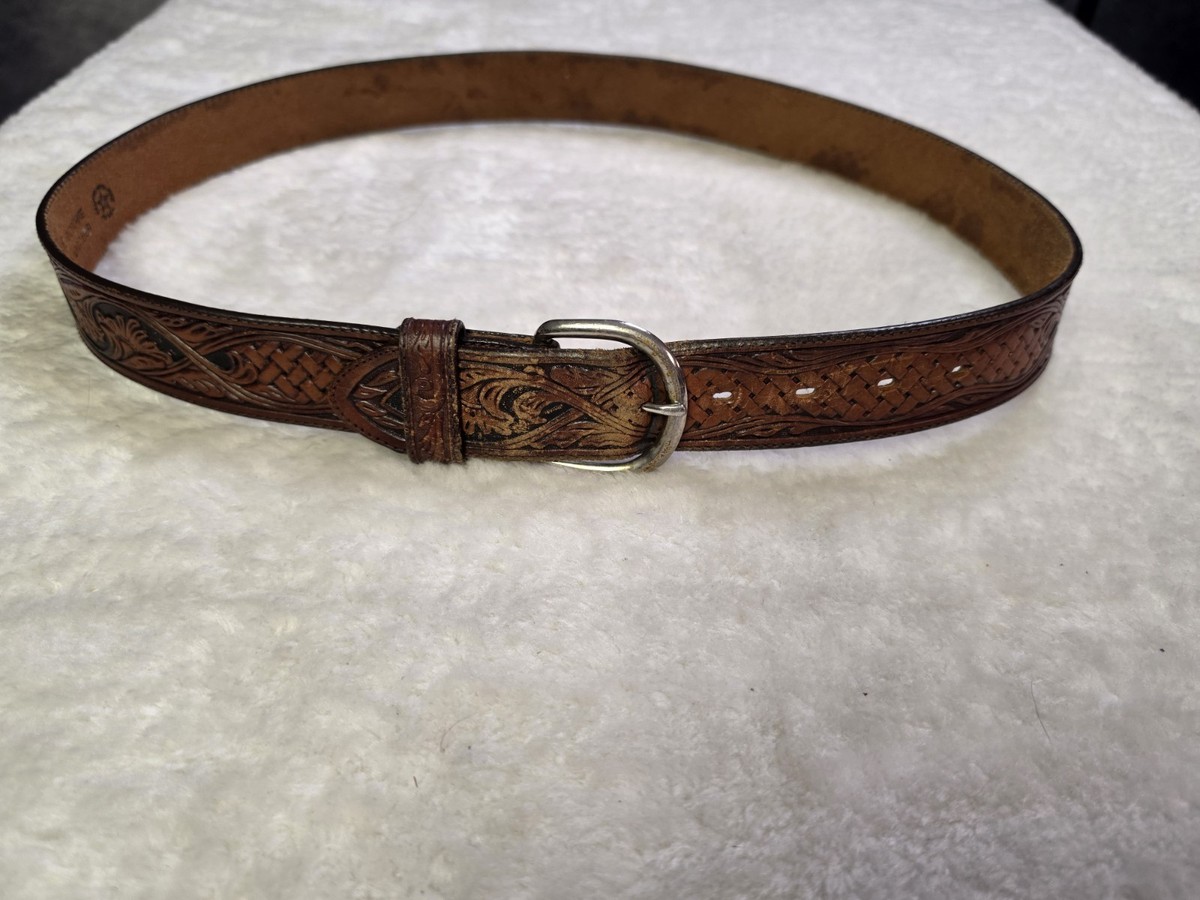 Silver Creek Collection Tooled Genuine Leather Mens Belt  display picture 2