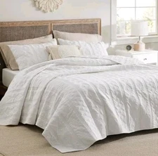 Bedsure Quilt Set Cotton Tribal Geometry Lightweight Bedspread White Queen 90×96