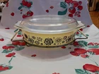 Pyrex Pressed Flowers Vintage 1950's 2.5qrt Casserole Dish w/Lid & Serving Stand