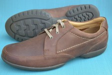 clarks soft tread mens shoes