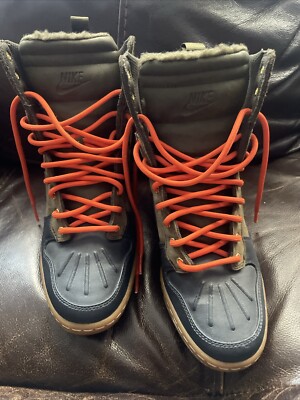 Nike Dunk Sky Hi Size 7 Wedge Dark Loden H2O Repel 684954-300 Anthracite Boot