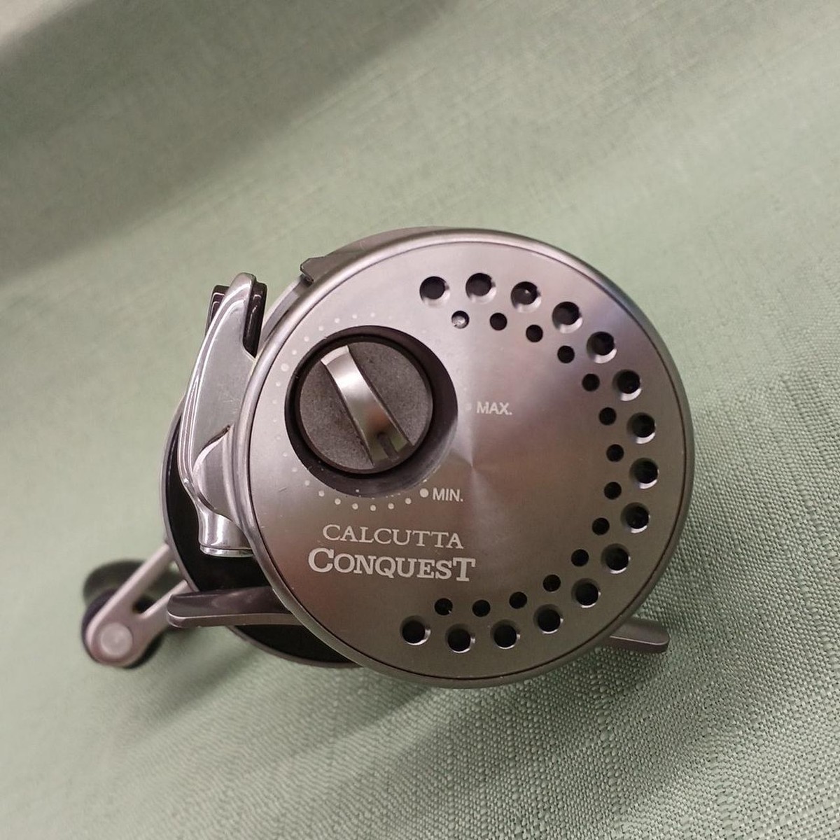 Shimano 17 Calcutta Conquest Bfs Hg Bait Reel | eBay
