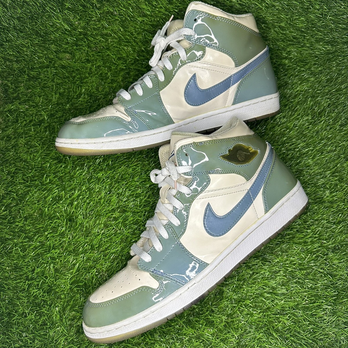 2003 Air Jordan 1 Retro OG High WHITE UNIVERSITY BLUE Size 2003 Air Jordan 1 Retro OG High WHITE UNIVERSITY BLUE Size