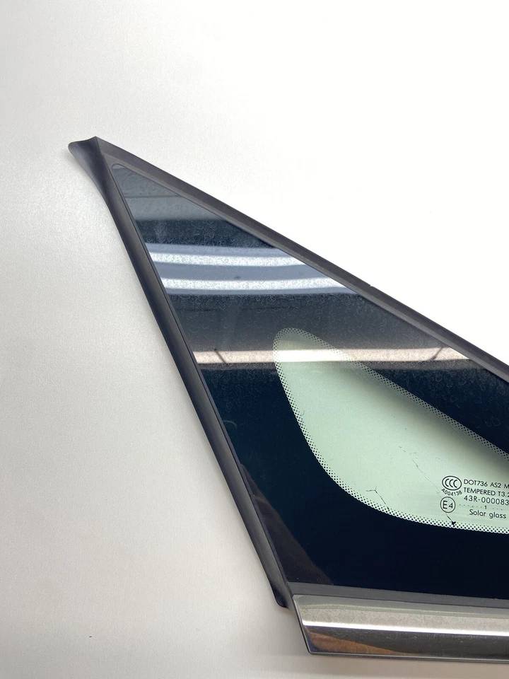 2011-2014 HYUNDAI SONATA REAR LEFT QUARTER WINDOW GLASS OEM - Image 3 of 4