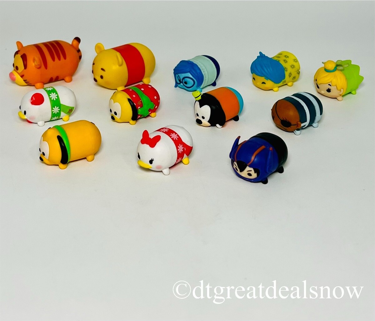 Disney Pixar Tsum Tsum Vinyl Mixed Lot of 12 Different Size Pooh