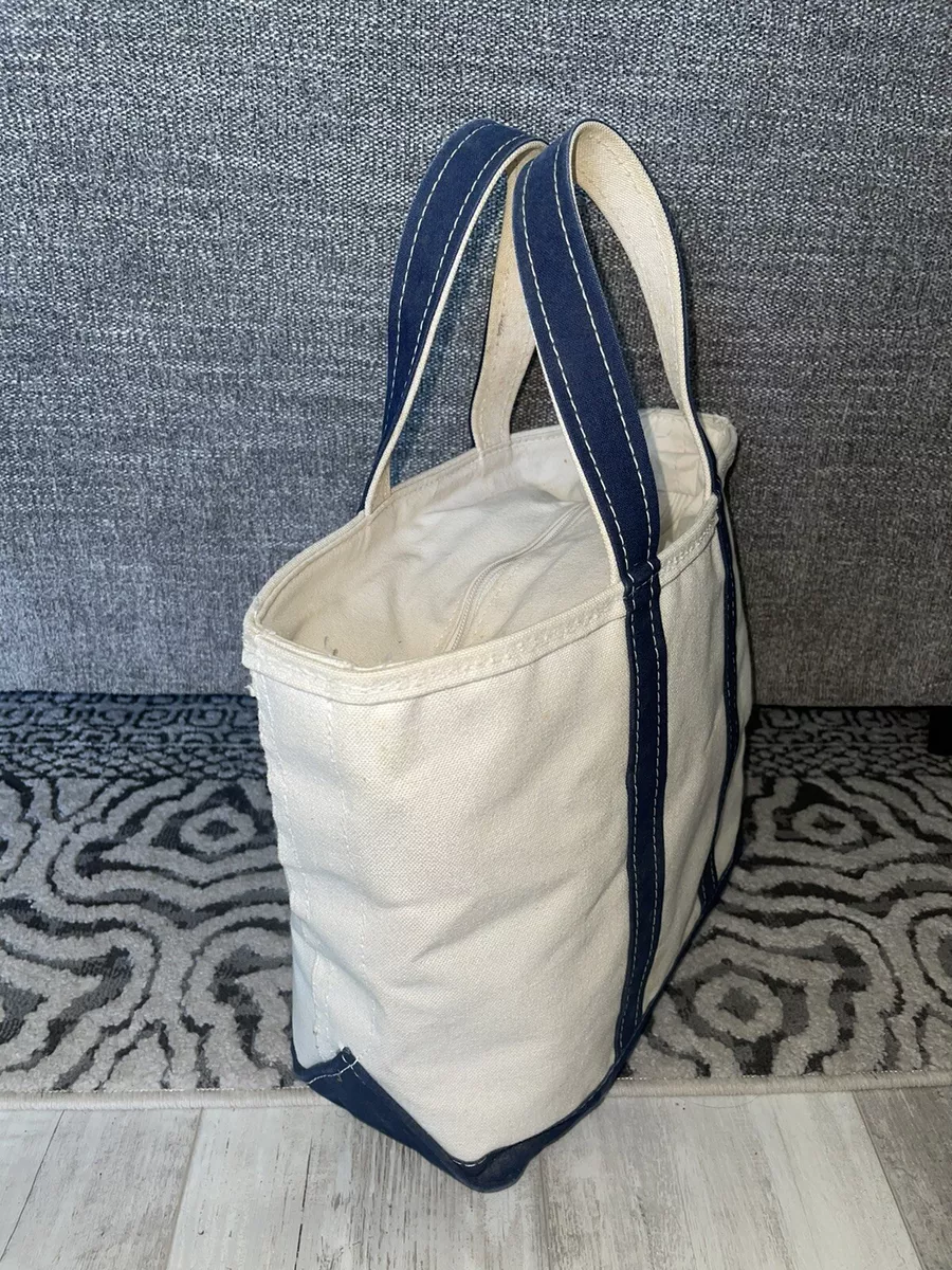 L.L.Bean Boat and Tote Medium Blue Trim / Long