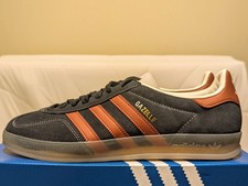 Gazelle Indoor Sneaker Men 10.5 Ink/Ruby/Wonder White