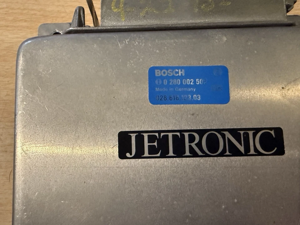 1985 Porsche 928s 5.0 L Bosch Computer 928 618 124 03, And 928 618 123 03 - Imagem 3 de 4