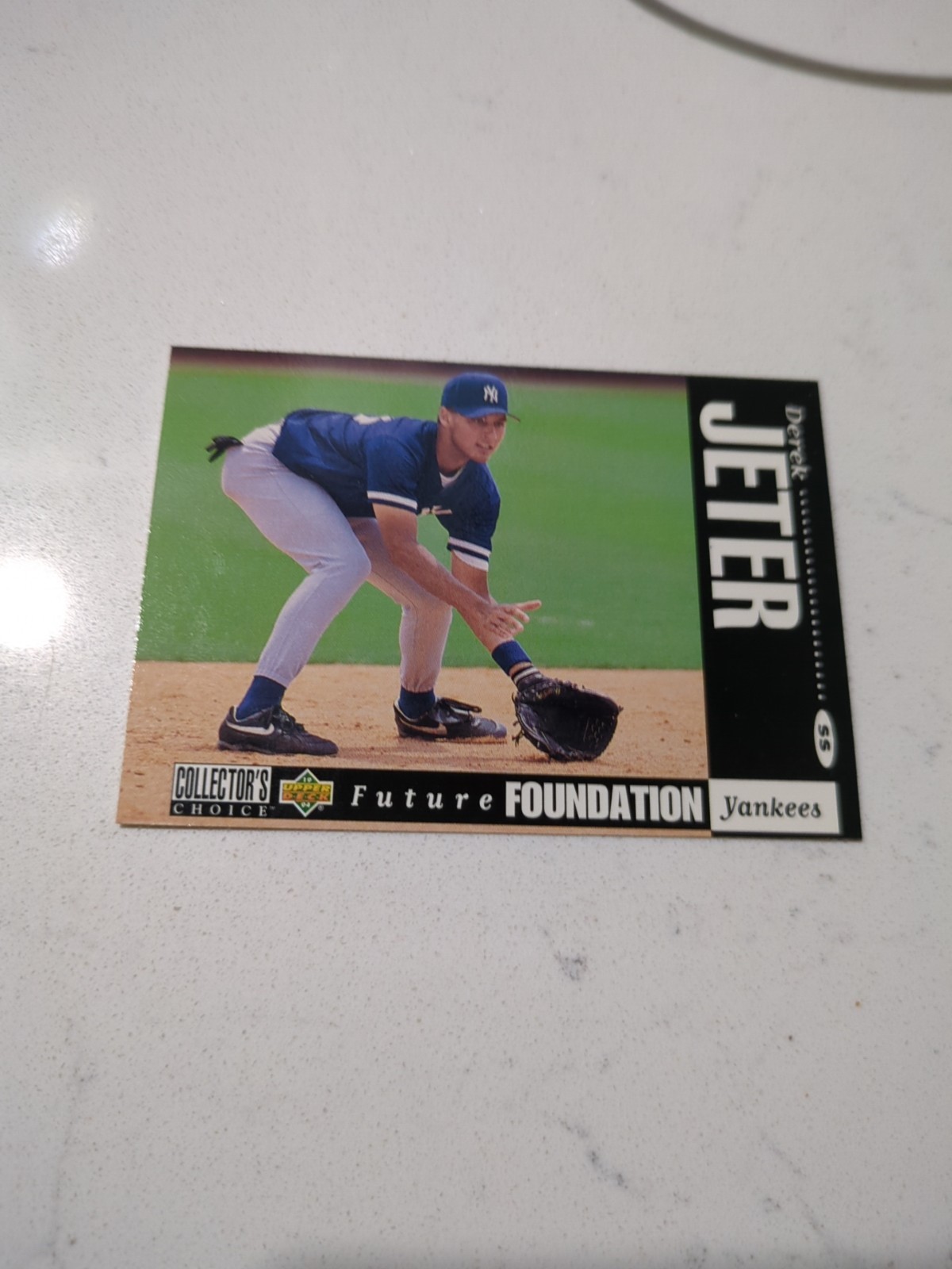 1994 Upper Deck Collector's Choice - Future Foundation Derek Jeter #644 White...