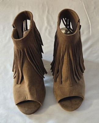 Carlos by Carlos Santana Jasper 2 Ankle Bootie  Women 9.5 Tan Suede Fringe