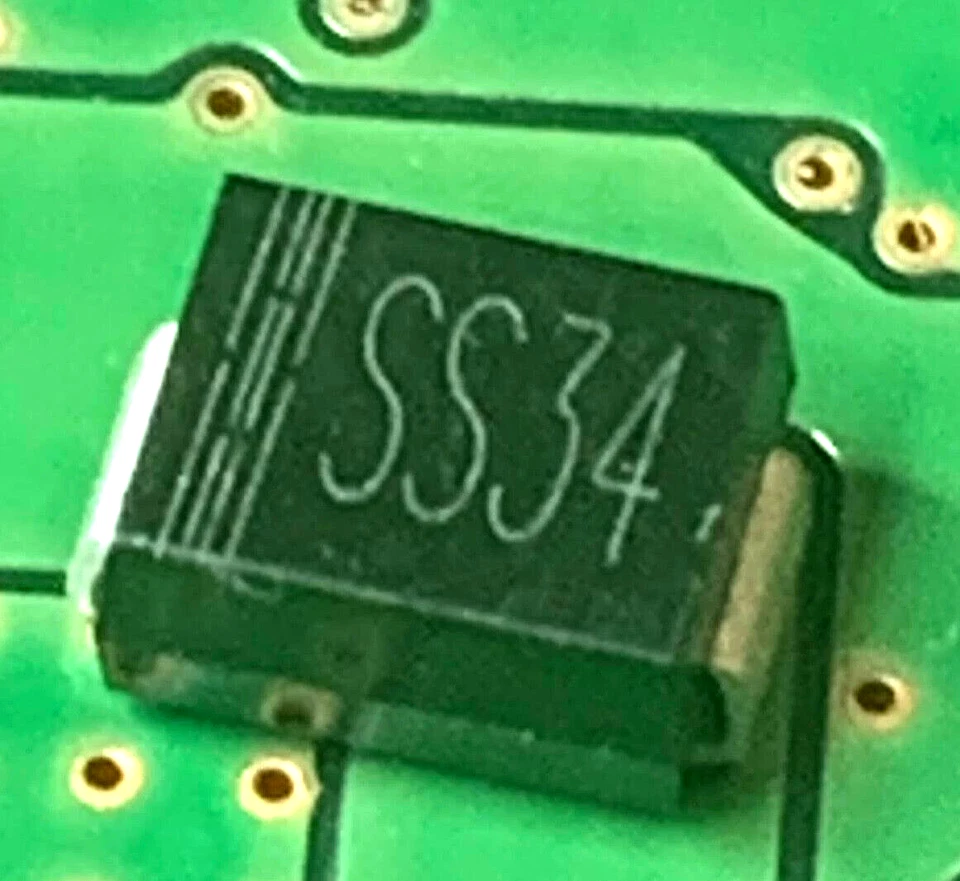 CDIL SS34 DIODO SCHOTTKY 3A 40V DO-214AA SMD 5,4x3,7mm