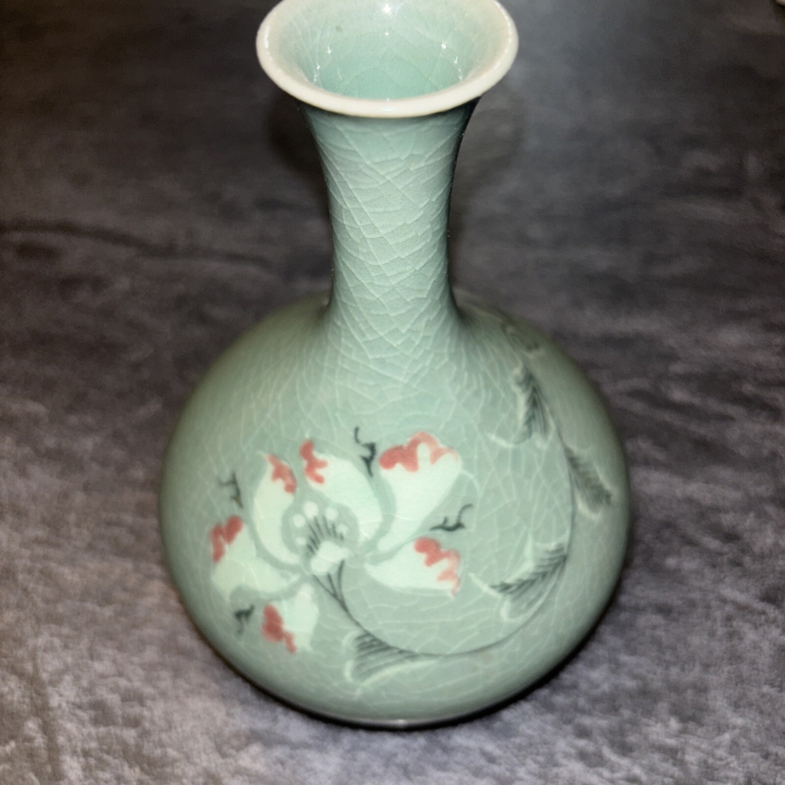 Picture 2 of 24