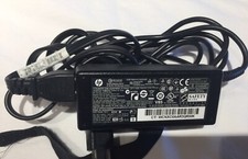 HP 65W AC Adapter P/N 693711-001 608425-001 677774-001 677774-003 Genuine OEM