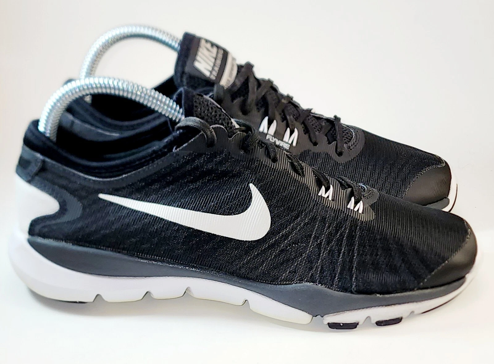 Chaussures Nike femme Flex Supreme TR pointure 7,5M baskets course athlétique 