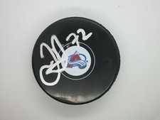 Joonas Donskoi Colorado Avalanche Signed NHL Logo Puck LOM COA (PK2040)
