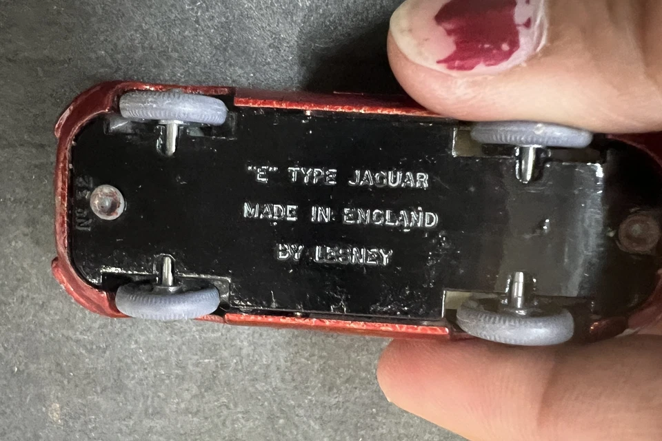 Caja de cerillas Lesney vintage serie No. Jaguar tipo 32 "E" hecho en Inglaterra con caja Foto 3 de 4
