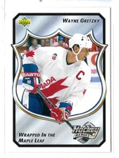1992-93 Upper Deck Hockey Heroes Wrapped in the Maple Leaf - Wayne Gretzky