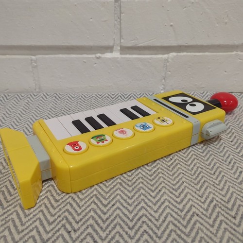 Vintage Spin Master 2009 Yo Gabba Gabba Plex Keytar Keyboard Yellow - Works HTF - Picture 11 of 13