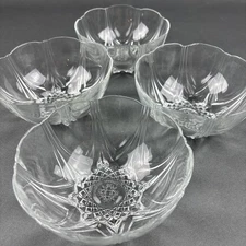 Clear Glass La Belle Vie Pattern Arcoroc France Scalloped Small Bowls 5”Lot Of 4