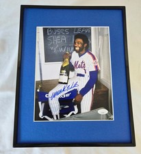 Mookie Wilson Signed Photo Framed 11x14 Display JSA 1986 Mets World Series