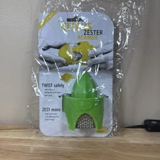 Talisman Designs 2-in-1 Compact Citrus Zester and Reamer / Green