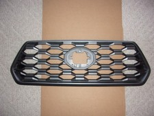 2019 2021 2022 2023 Toyota Tacoma Trd Grille Oem 53114-04250 Nice
