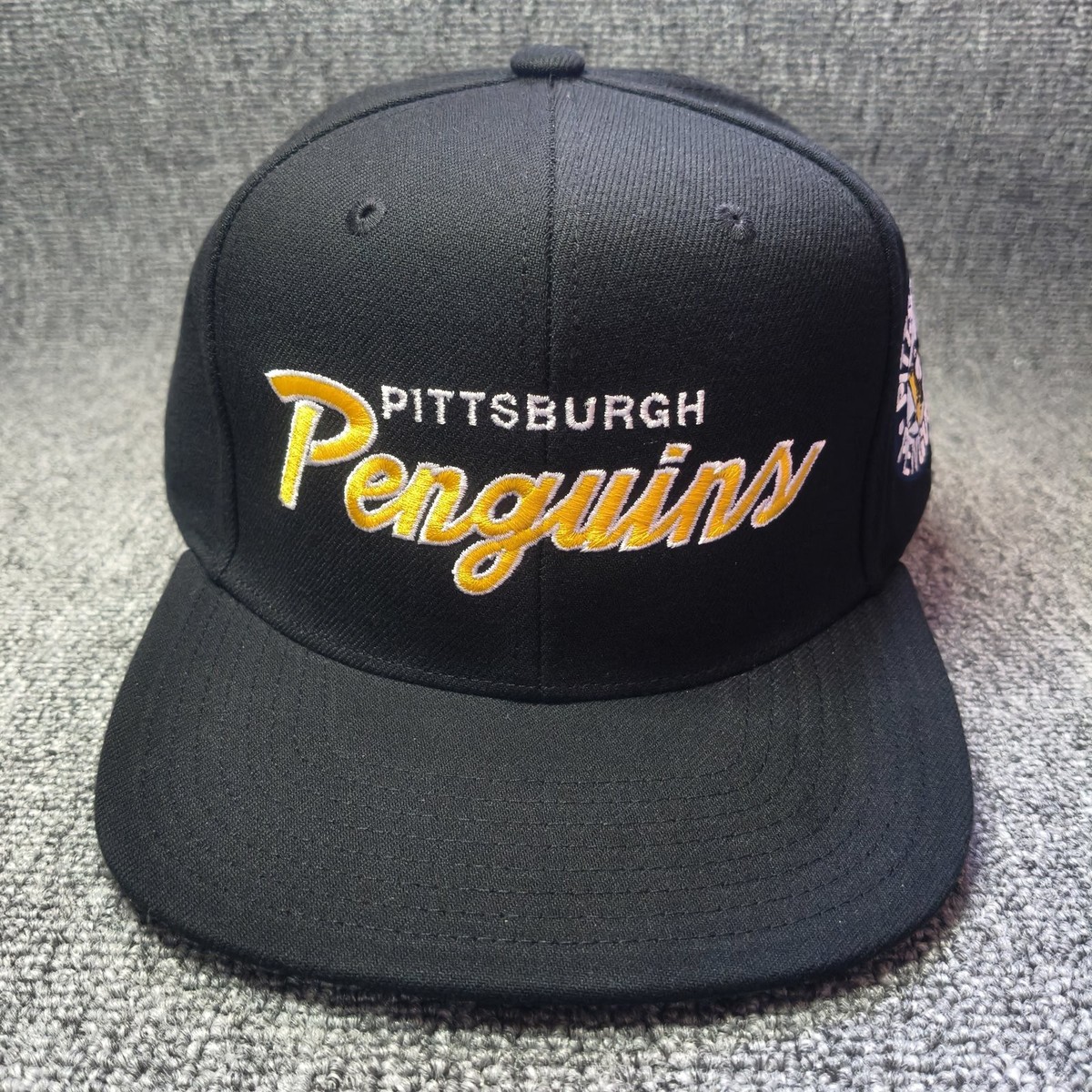 Mitchell & Ness Pittsburgh Penguins NHL Black Snapback Hat Side Patch