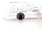 ATTACHE / AGRAFE DE FIXATION OEM POUR SCOOTER DE COLLECTION PEUGEOT SC80 "NOS"