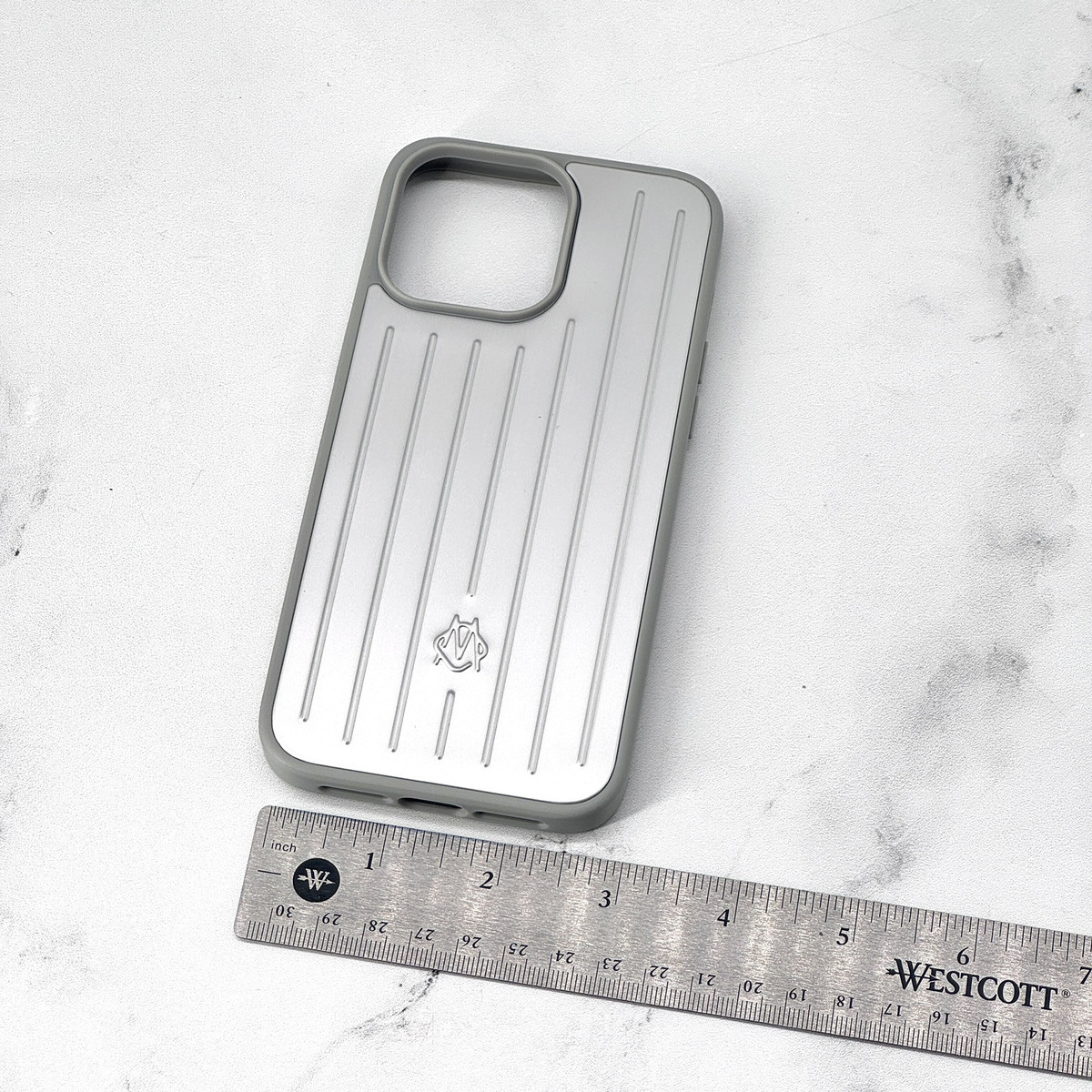 RIMOWA Tech Accessories - Aluminum Silver Case for iPhone 16