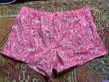 Lauren James Women  s Drawstring Waist Shorts Pink Floral Print
