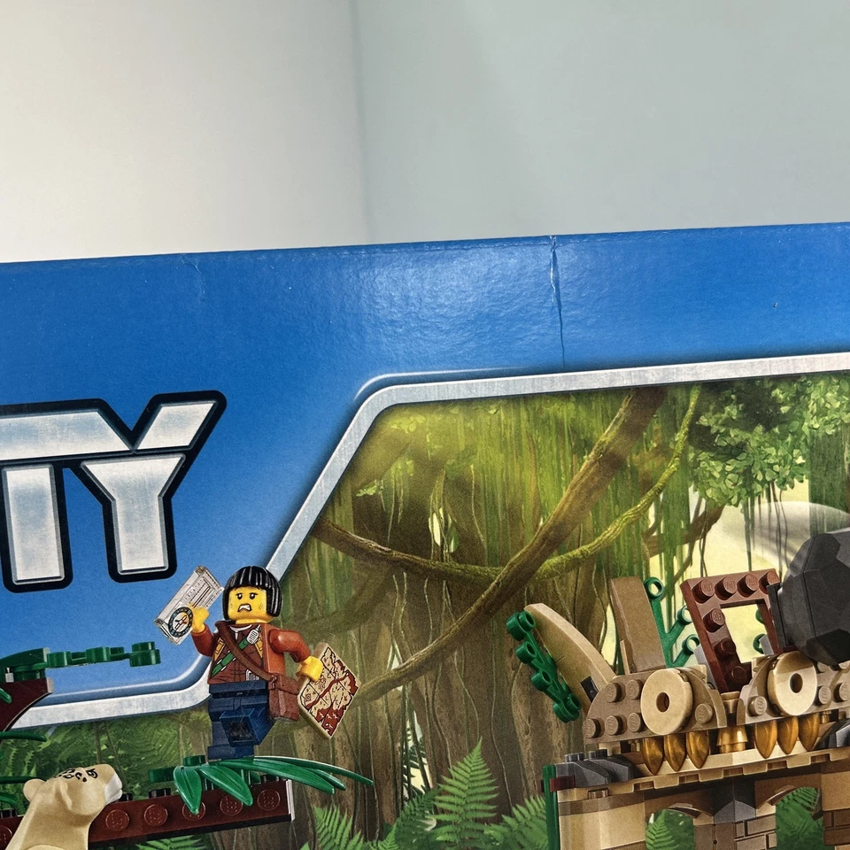 LEGO City: Jungle Exploration Site (60161) - Image 2 of 4