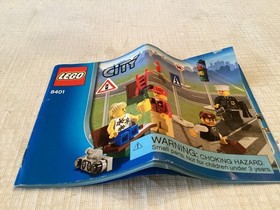 LEGO CITY MINIFIGURE COLLECTION, SET 8401!!