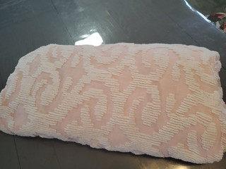 Vtg Pink Cotton Chenille Bedspread with fringe (Cutter) 100 X 76 in