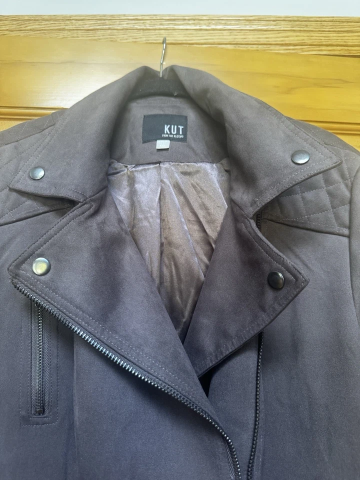 Chaqueta de Moto KUT From The Kloth Imitación Gamuza Gris Oscuro Detalle Acolchado XXL Foto 4 de 4