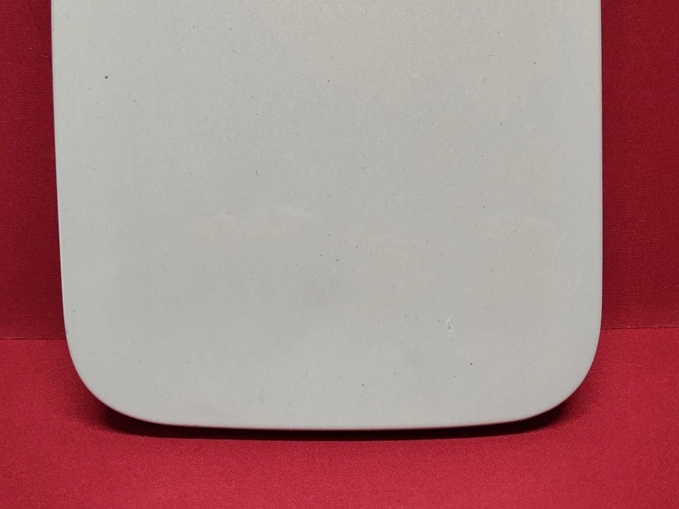 Tampa da porta de enchimento de combustível 2011-2020 Infiniti Qx56 Qx80 17-24 Nissan Armada QAA branca - Imagem 3 de 4