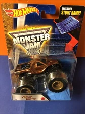 2016 HOT WHEELS MONSTER JAM #13 1/64 ZOMBIE HUNTER + STUNT RAMP 2016 New Truck