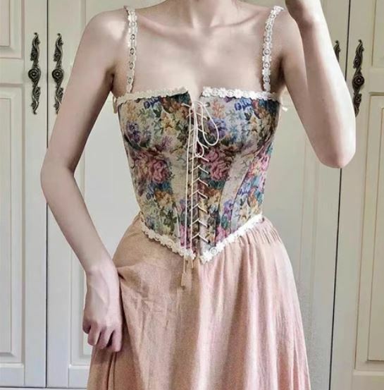 Foto 3 di 9