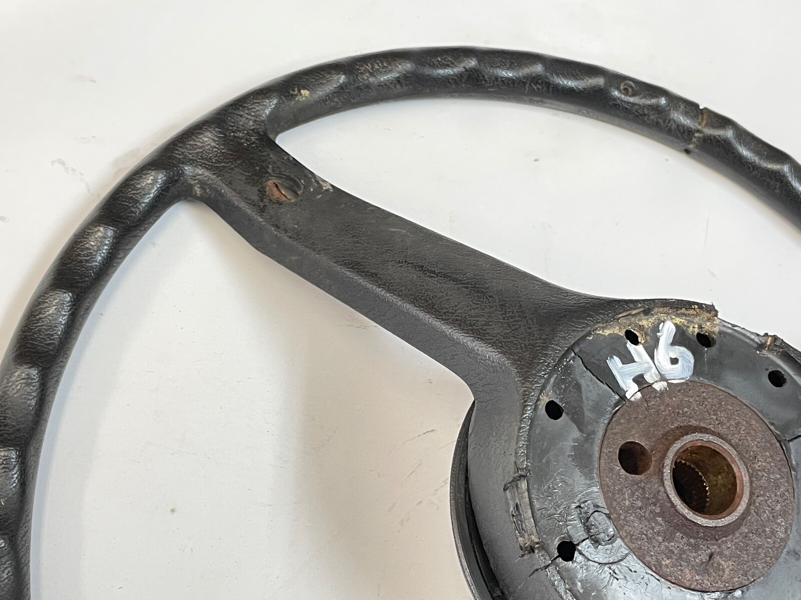 Jeep steering wheel CJ5 CJ7 CJ8 7686 AMC horn button black OE factory