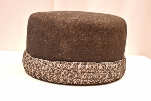 Vintage Parsi Paghdis Phetas Zoroastrian Hat Topi By Dinshaw B.Mistry Bombay"1 - Picture 3 of 10